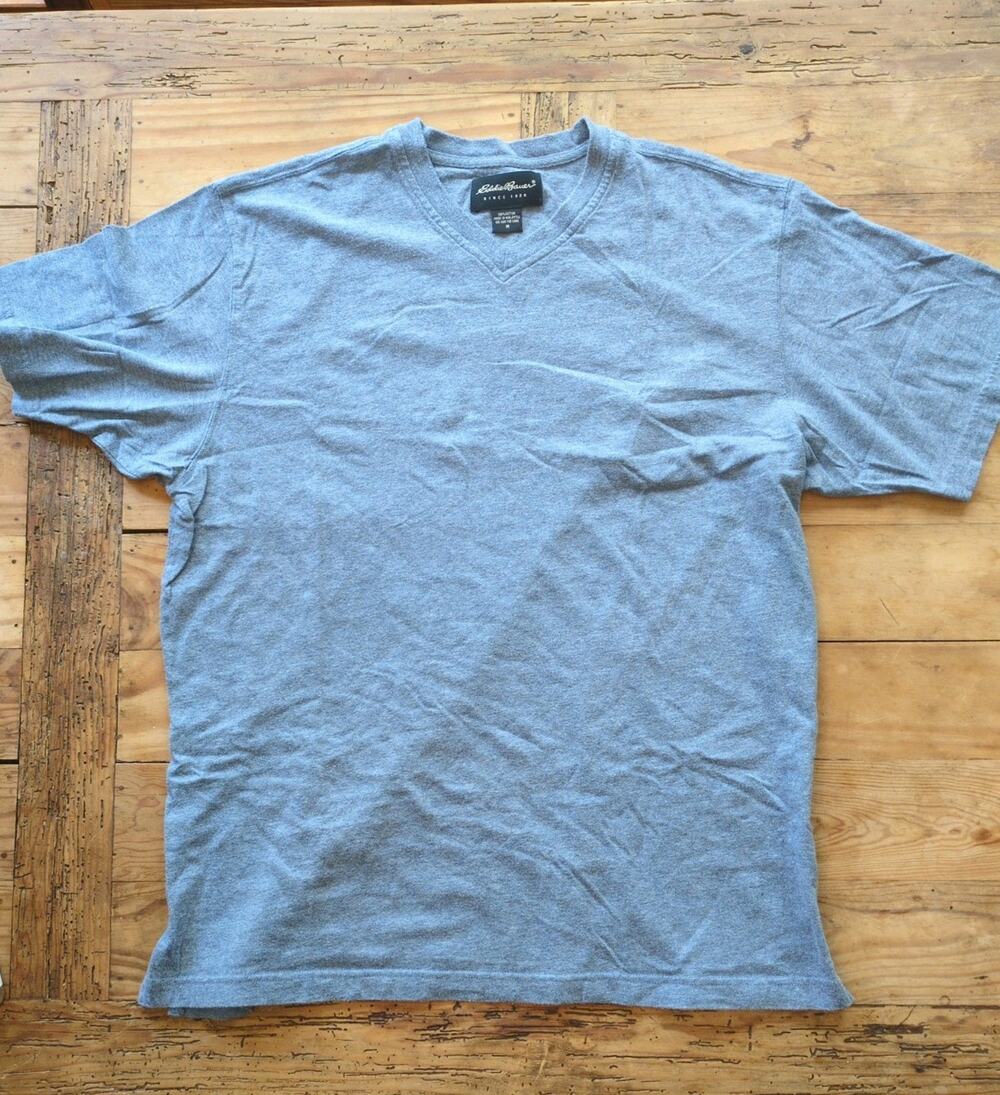 Eddie Bauer V‑Neck T‑Shirt Women M Light Blue 100% Cotton Short Sleeve Casual